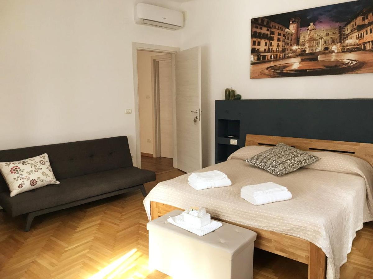Bed and Breakfast Il Salotto Del Conte Верона Екстер'єр фото