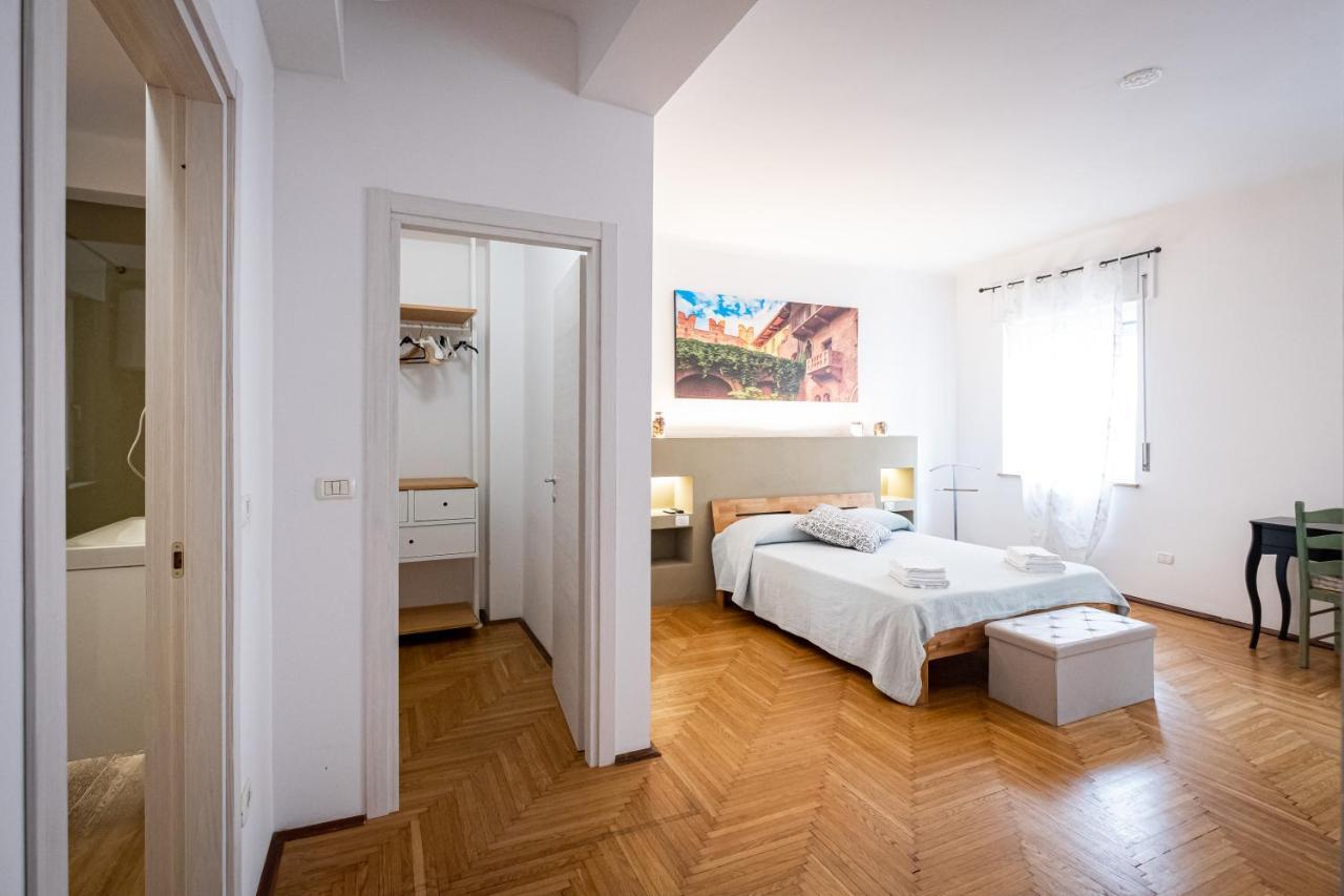 Bed and Breakfast Il Salotto Del Conte Верона Екстер'єр фото
