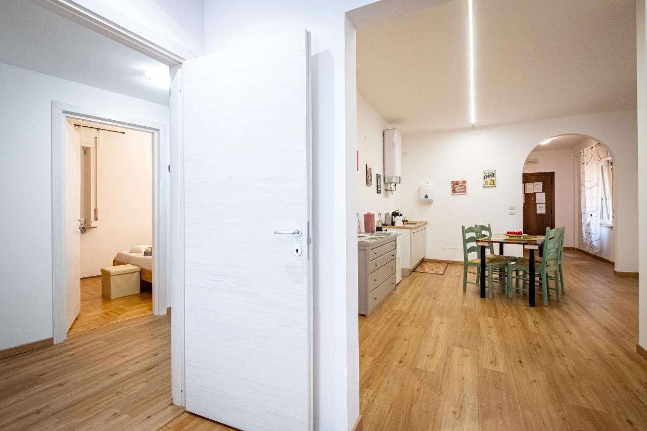 Bed and Breakfast Il Salotto Del Conte Верона Екстер'єр фото