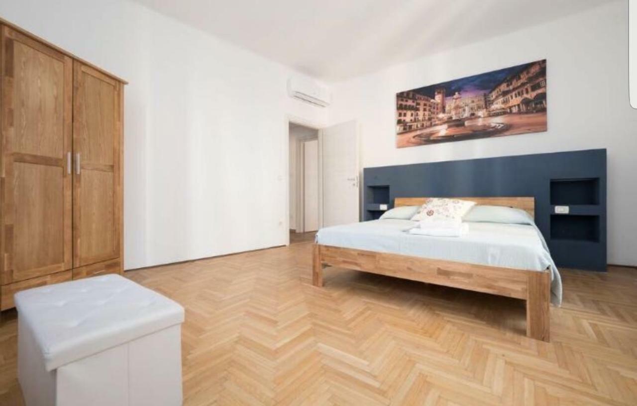 Bed and Breakfast Il Salotto Del Conte Верона Екстер'єр фото