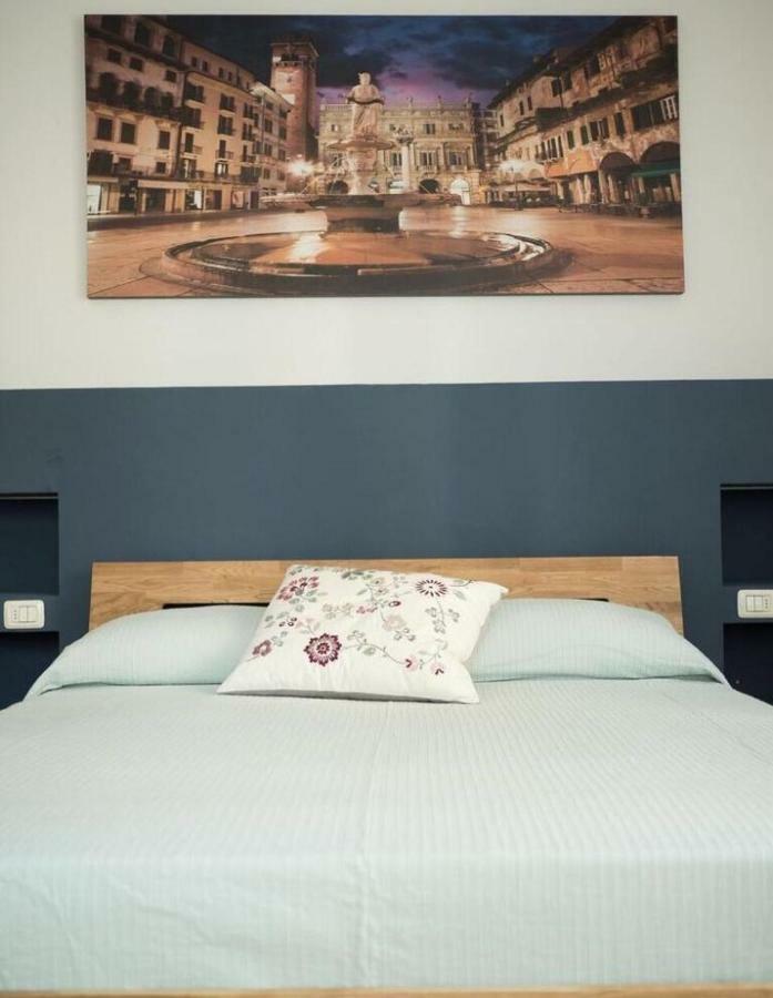 Bed and Breakfast Il Salotto Del Conte Верона Екстер'єр фото